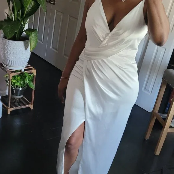 Aidan by Aidan Mattox V neck draped column dress - Picture 2 of 3